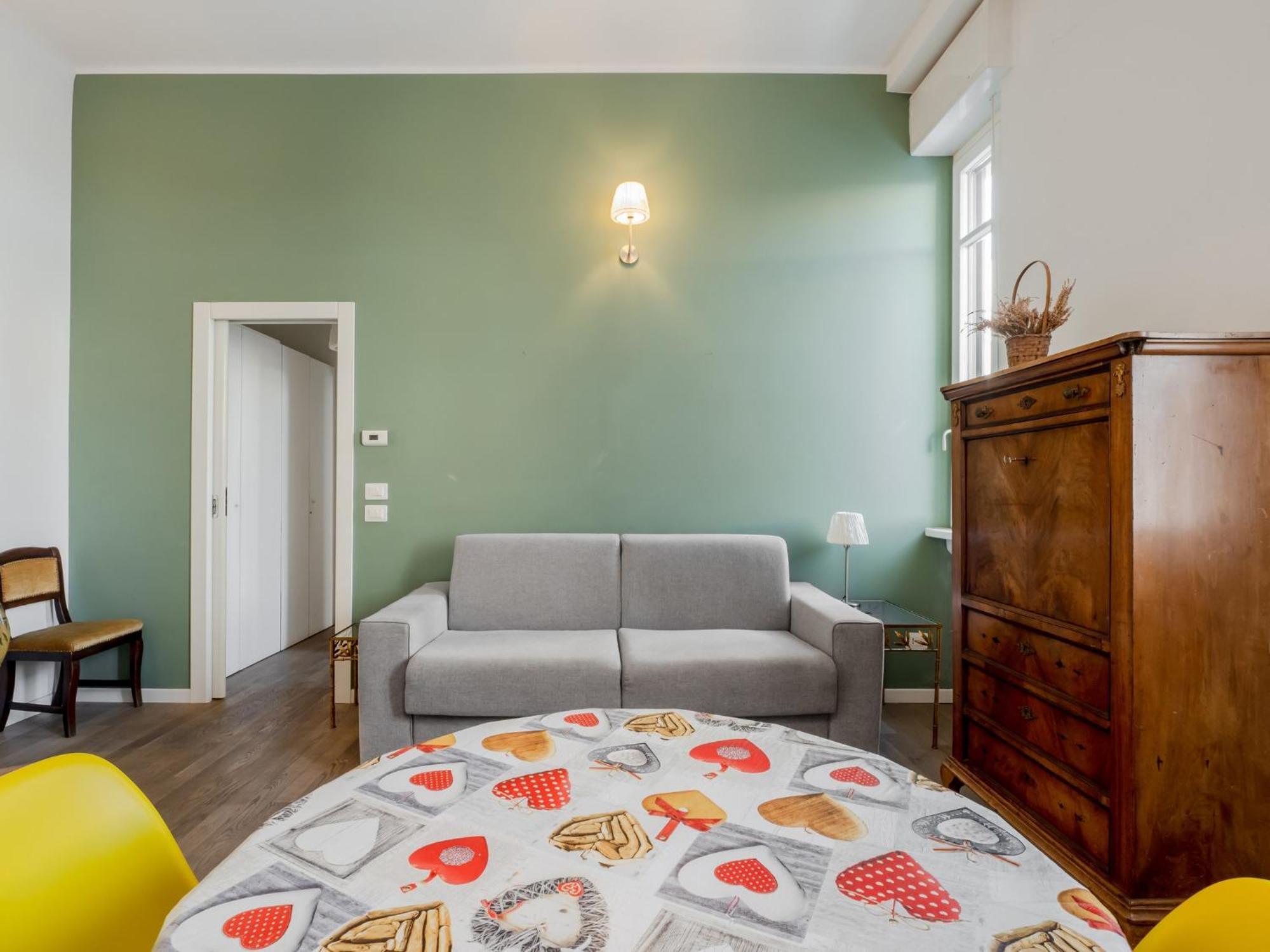 Modern 150m From Turro M1 *